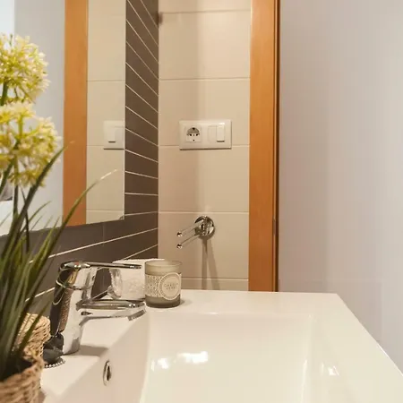 Апартаменты Lets Holidays Mediterranean 3 Minutes To The 2 Тосса-де-Мар